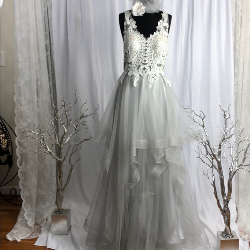 Gorgeous lace ruffles prom dress